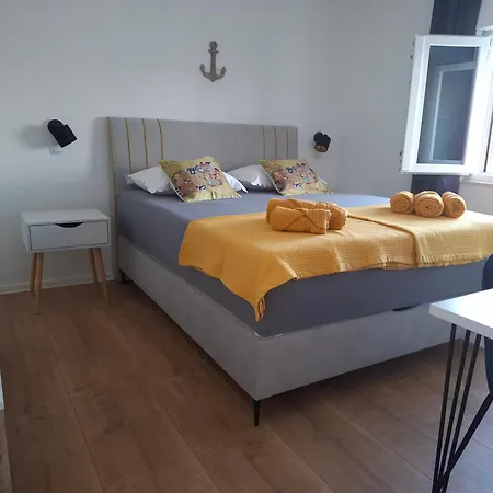 Smiljin Dvor Apartman Necujam