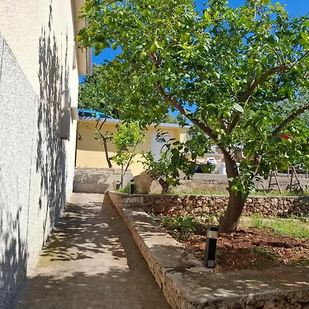 아파트 Smiljin Dvor