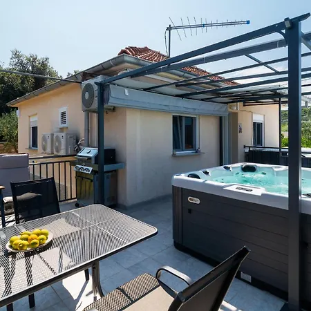 Smiljin Dvor Apartman *