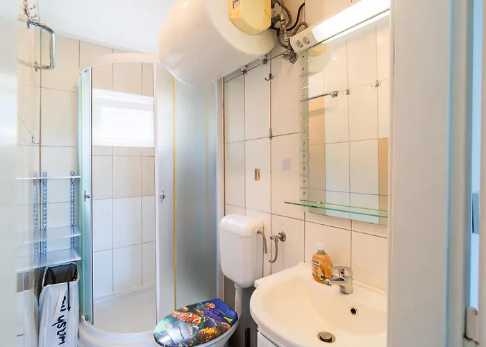 Smiljin Dvor Apartment Nečujam