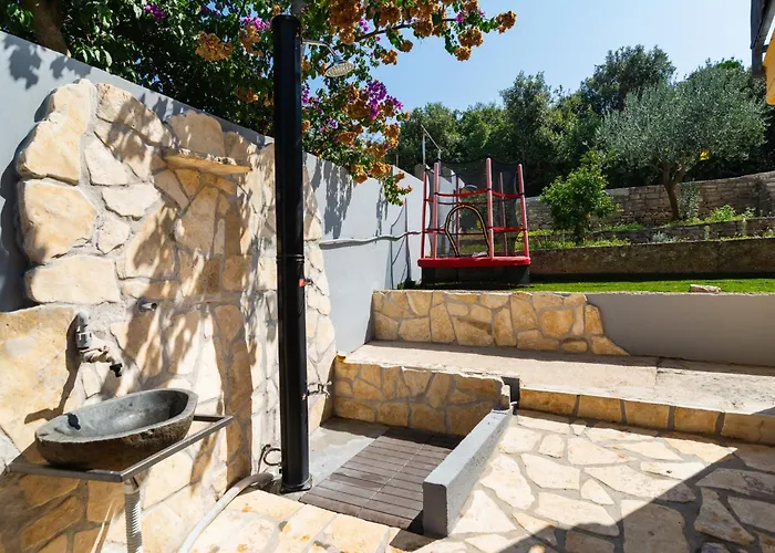 Apartment Smiljin Dvor Nečujam